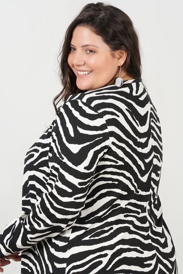 Cardigan-estampa-zebra-plus-size