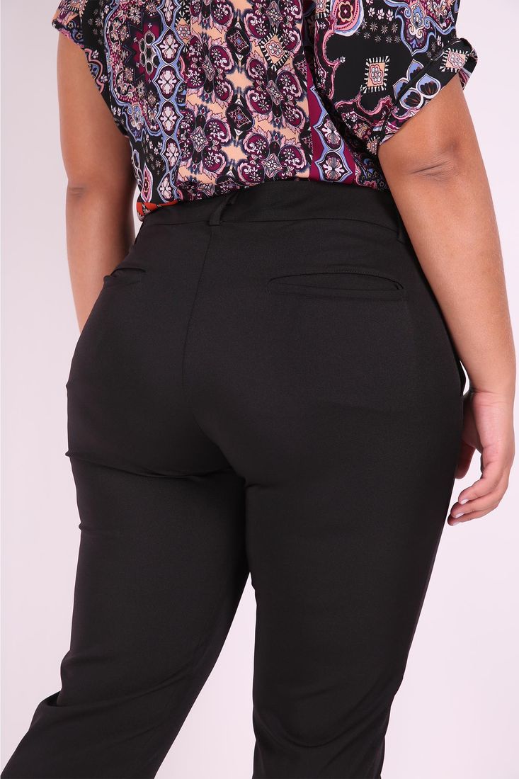 calça alfaiataria plus size