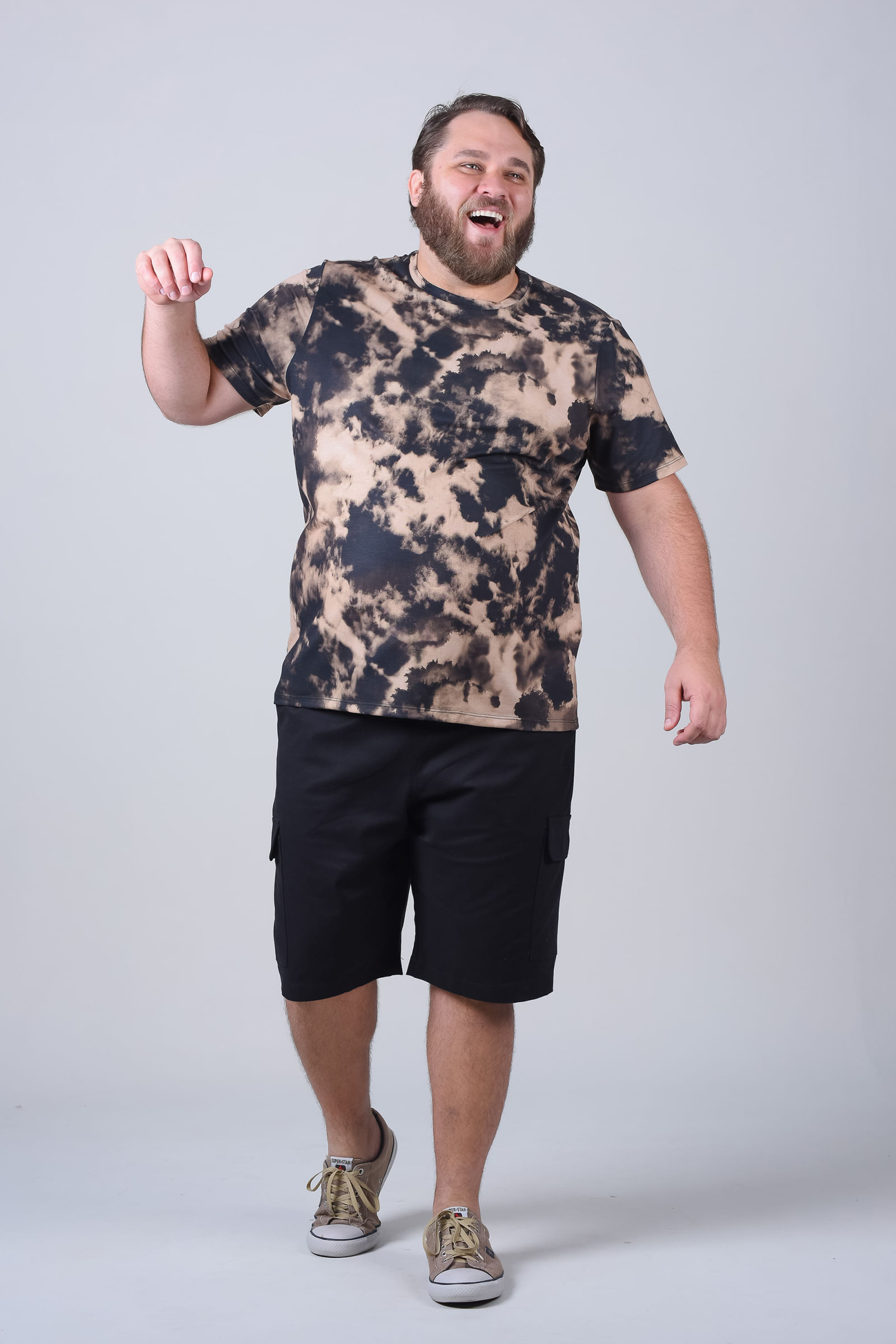moda camiseta manchada
