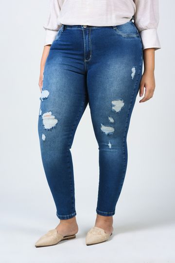 Calca-skinny-jeans-com-detalhe-rasgo-plus-size