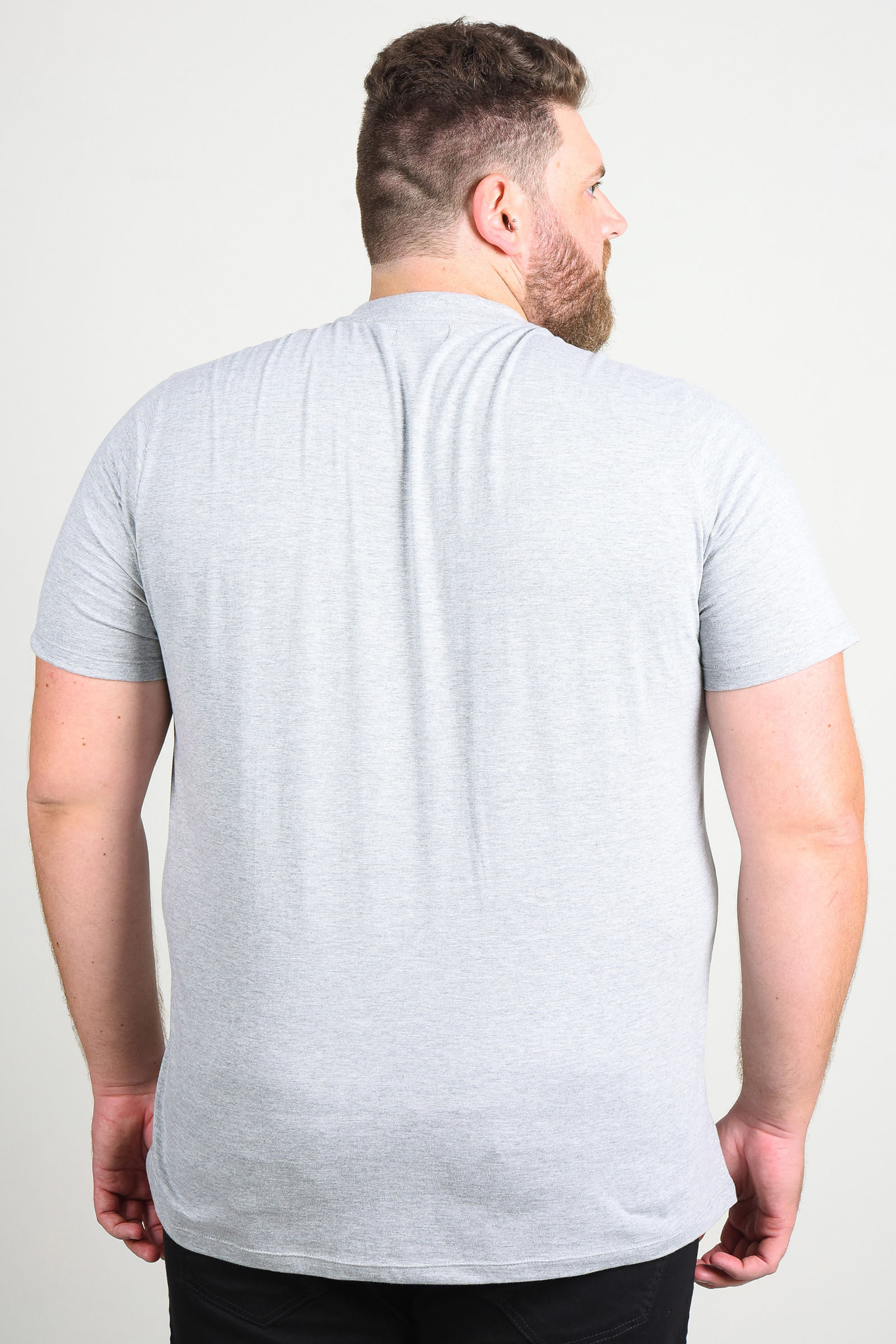camiseta surf plus size