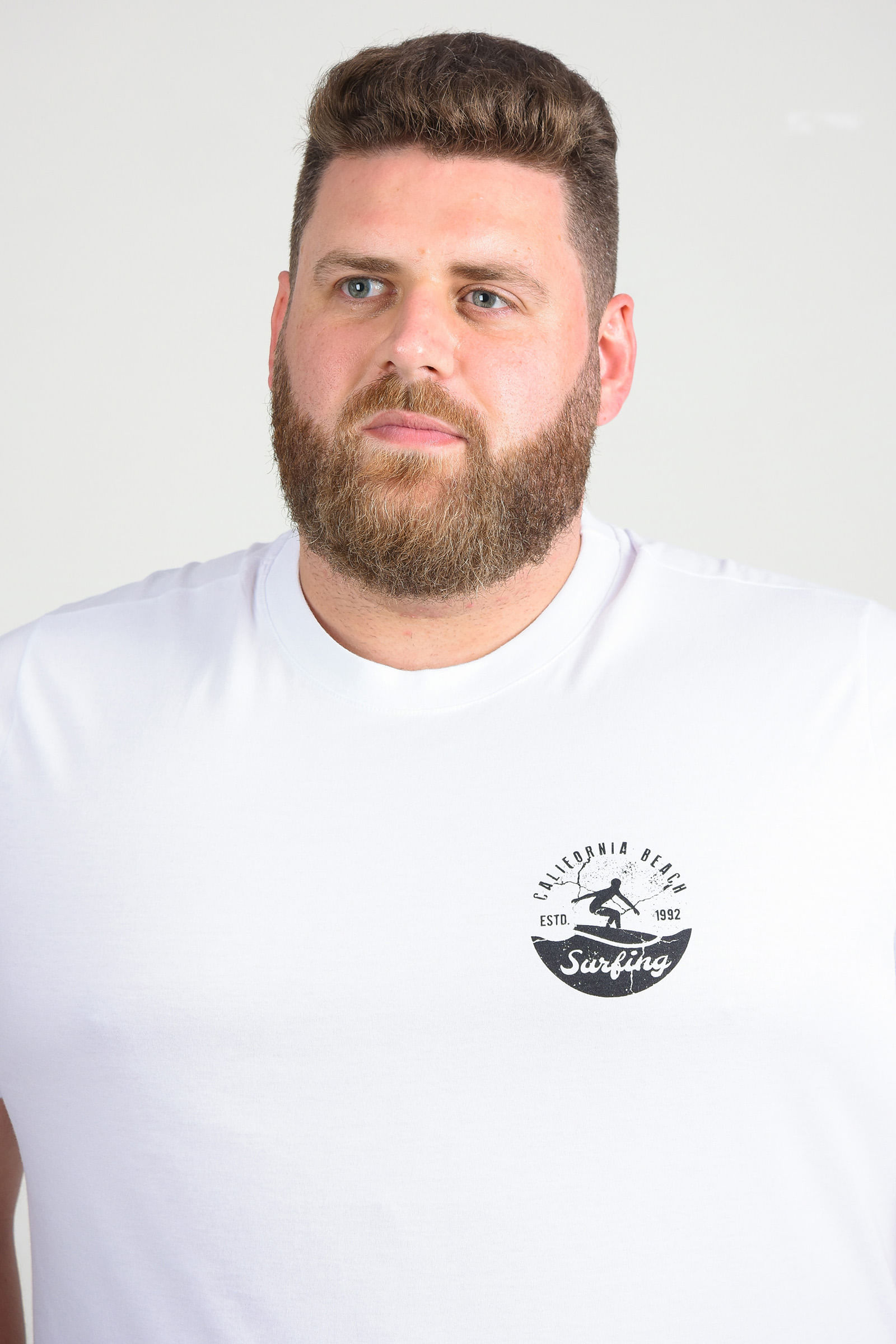 camiseta surf plus size
